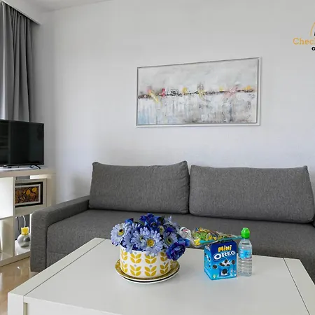 Apartament Castillo Santa Clara 1º Linea El Trasval