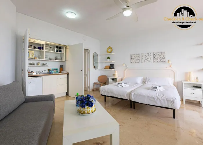 Castillo Santa Clara 1º Linea El Trasval Appartamento